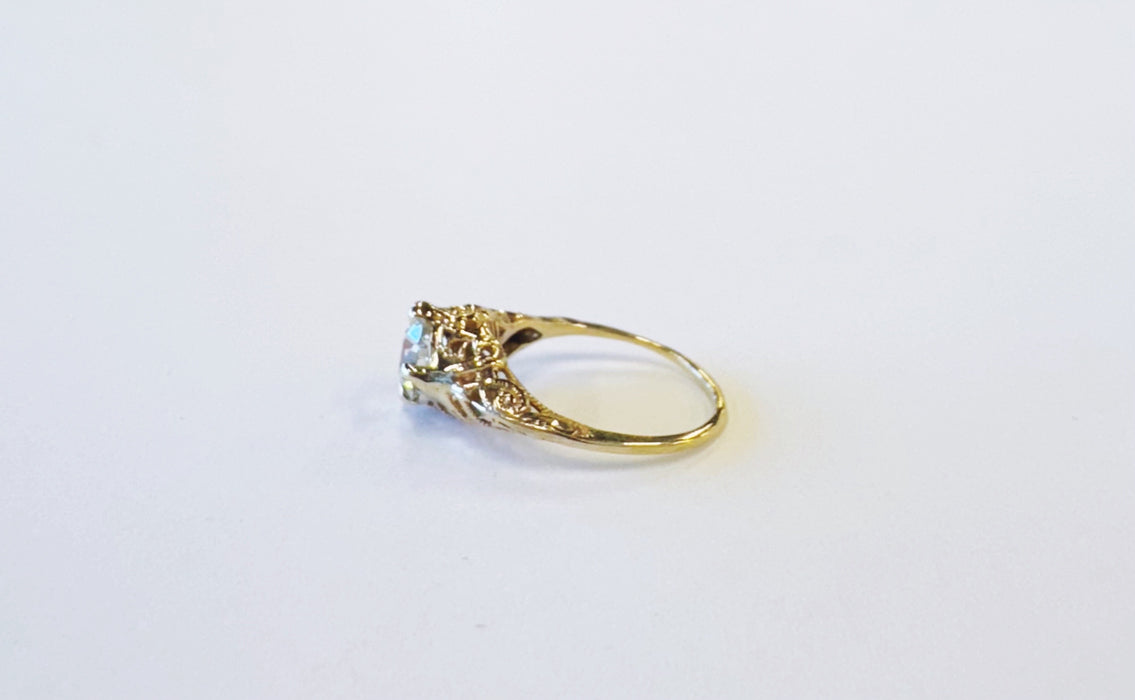 1920s Yellow Gold Filigree Diamond Ring