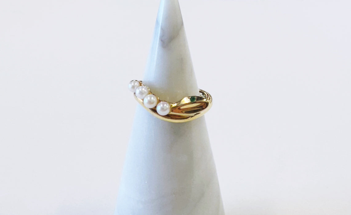 14k Pearl Emerald Snake Ring