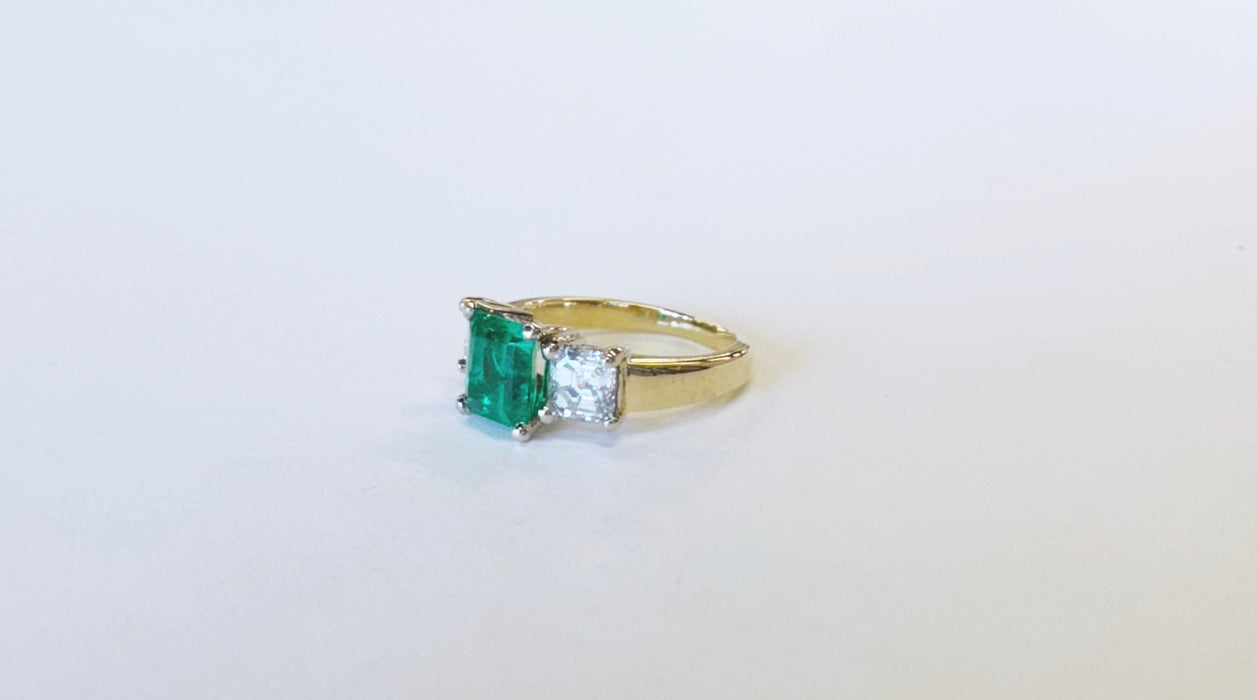 1.70ct Emerald & Asscher cut Diamond Ring