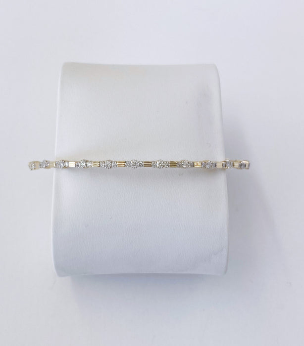 1.34 carat total weight Diamond Yellow Gold Flexible Bangle Bracelet