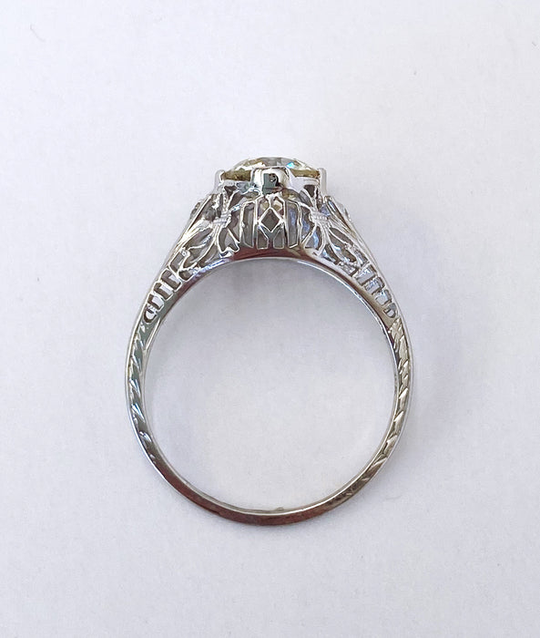 1.24 carat Filigree Art Deco Ring in 18k White Gold, Circa 1920's
