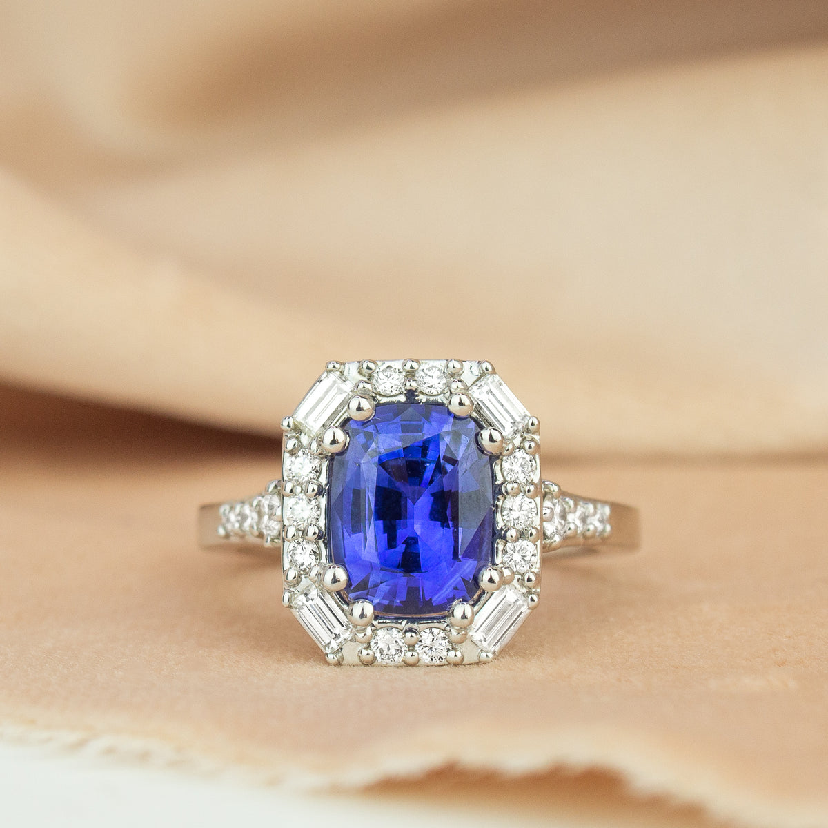 Vintage Colored Stone– Gloria's Jewelers