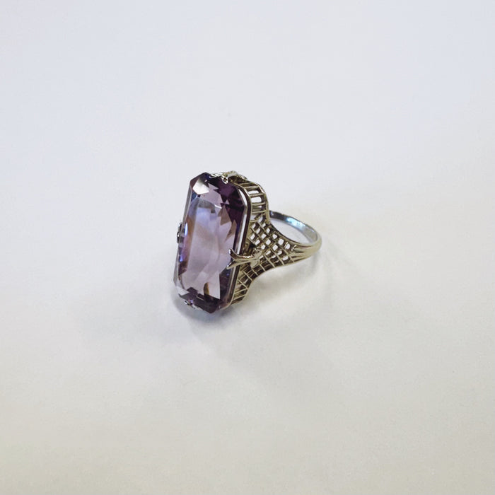 Vintage Purple Stone Filigree Ring