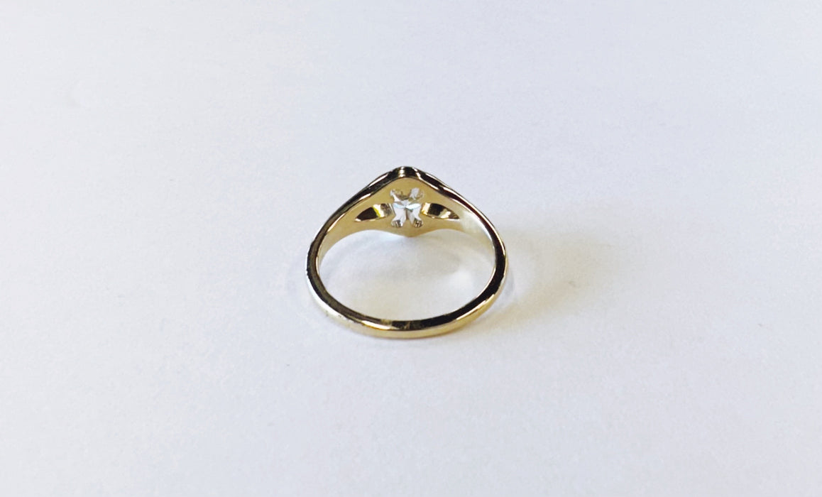 Split Shank Belcher Diamond Ring