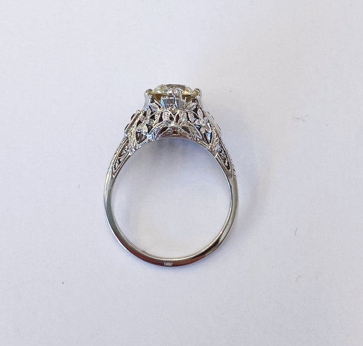 1.58 carat Diamond and Sapphire Filigree Ring