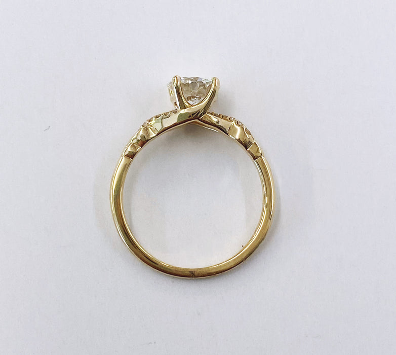 1.01ct Diamond Yellow Gold Twisted Band Ring