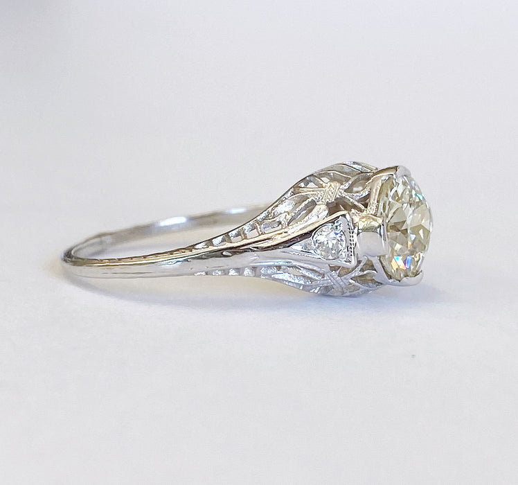 1.24 carat Filigree Art Deco Ring in 18k White Gold, Circa 1920's